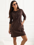 Vestido chocolate con escote barco