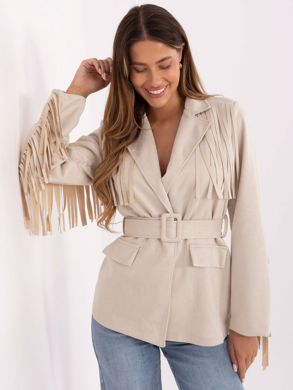 Blazer beige efecto ante con cinturón