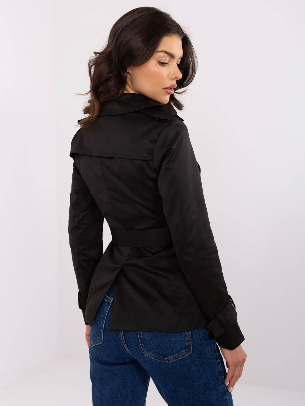 Trench Negro Corto Cruzado