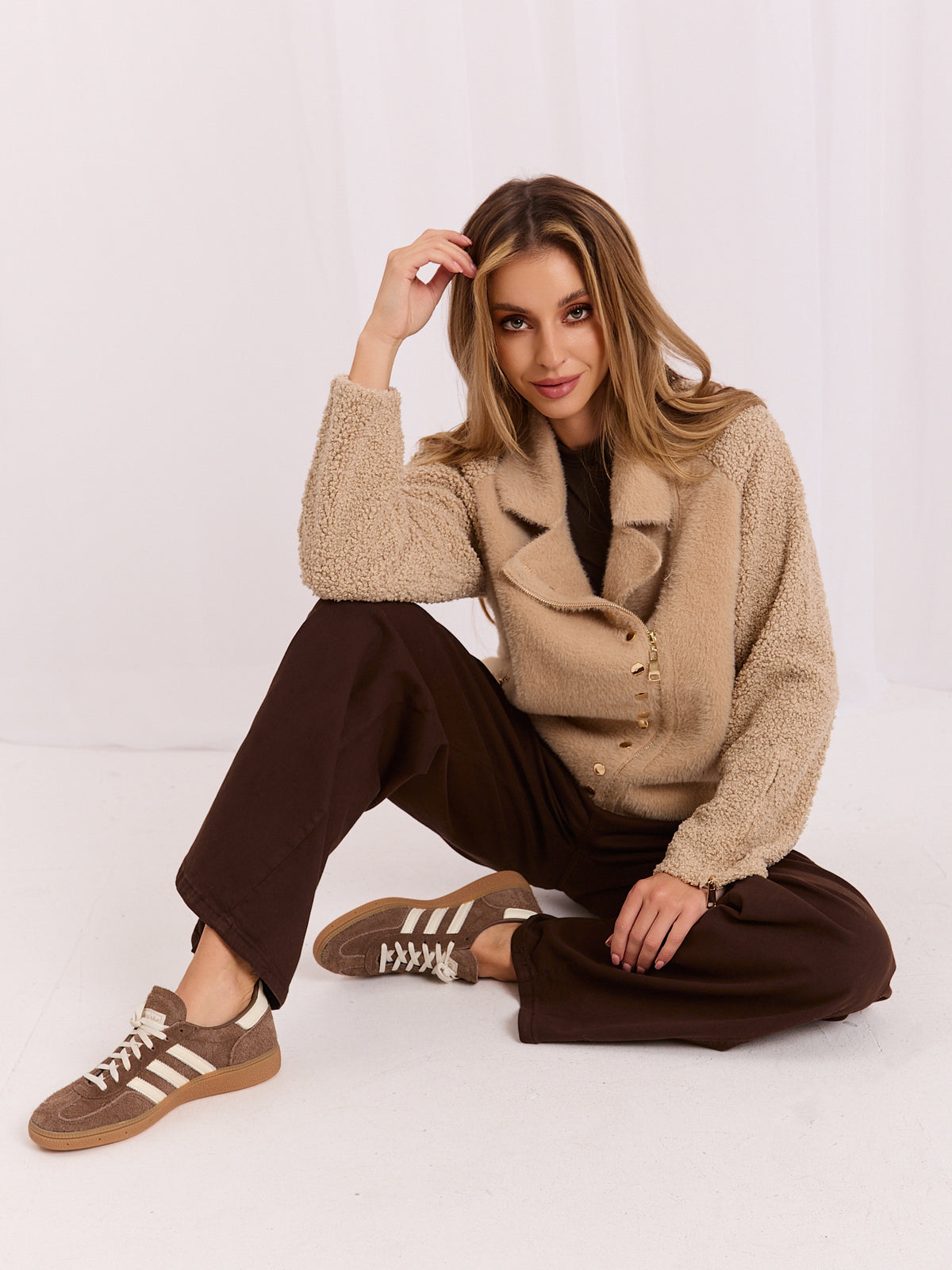 Chaqueta Alpaca Beige con Cuello