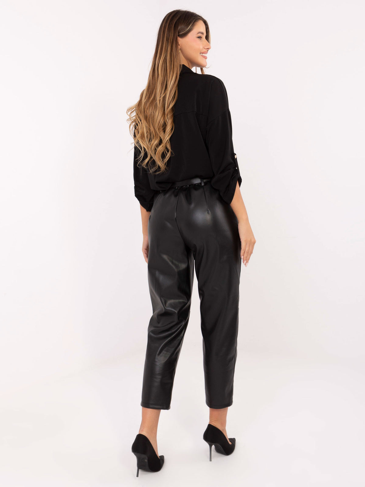 Pantalón 7/8 efecto piel negro