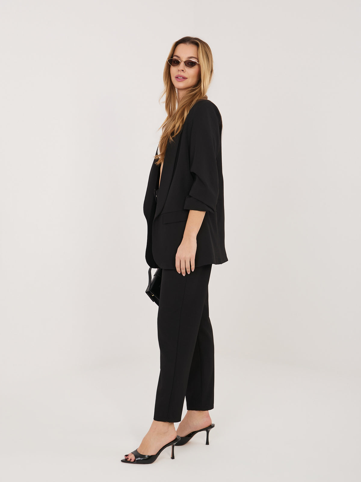 Conjunto traje negro con blazer RUE PARIS