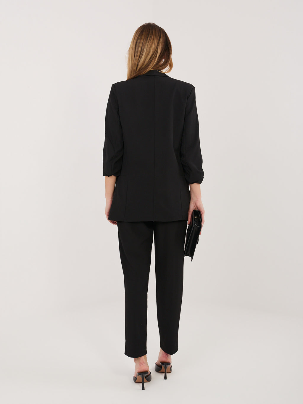 Conjunto traje negro con blazer RUE PARIS