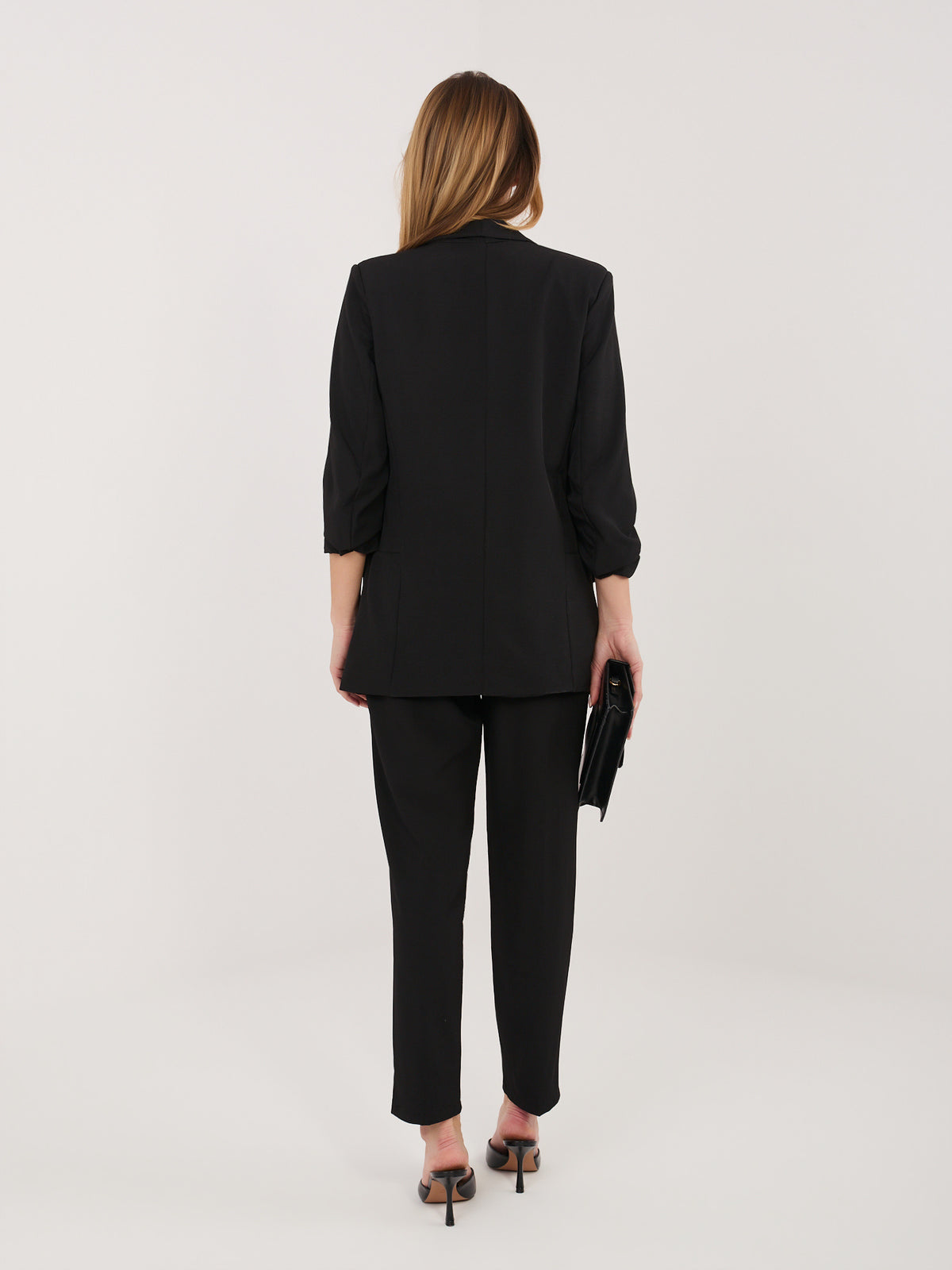 Conjunto traje negro con blazer RUE PARIS