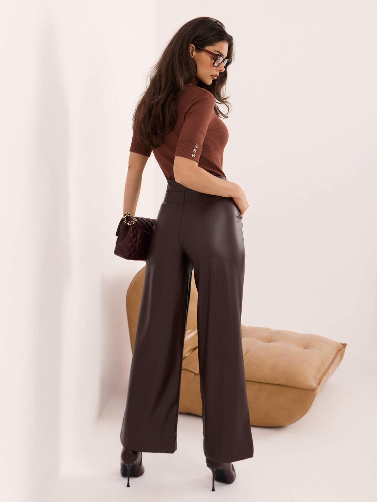 Pantalón ancho de ecopiel marrón